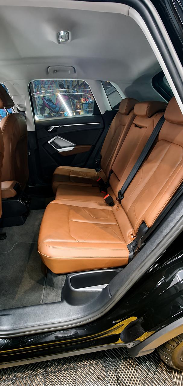 Lavagem de Bancos - Audi Q3