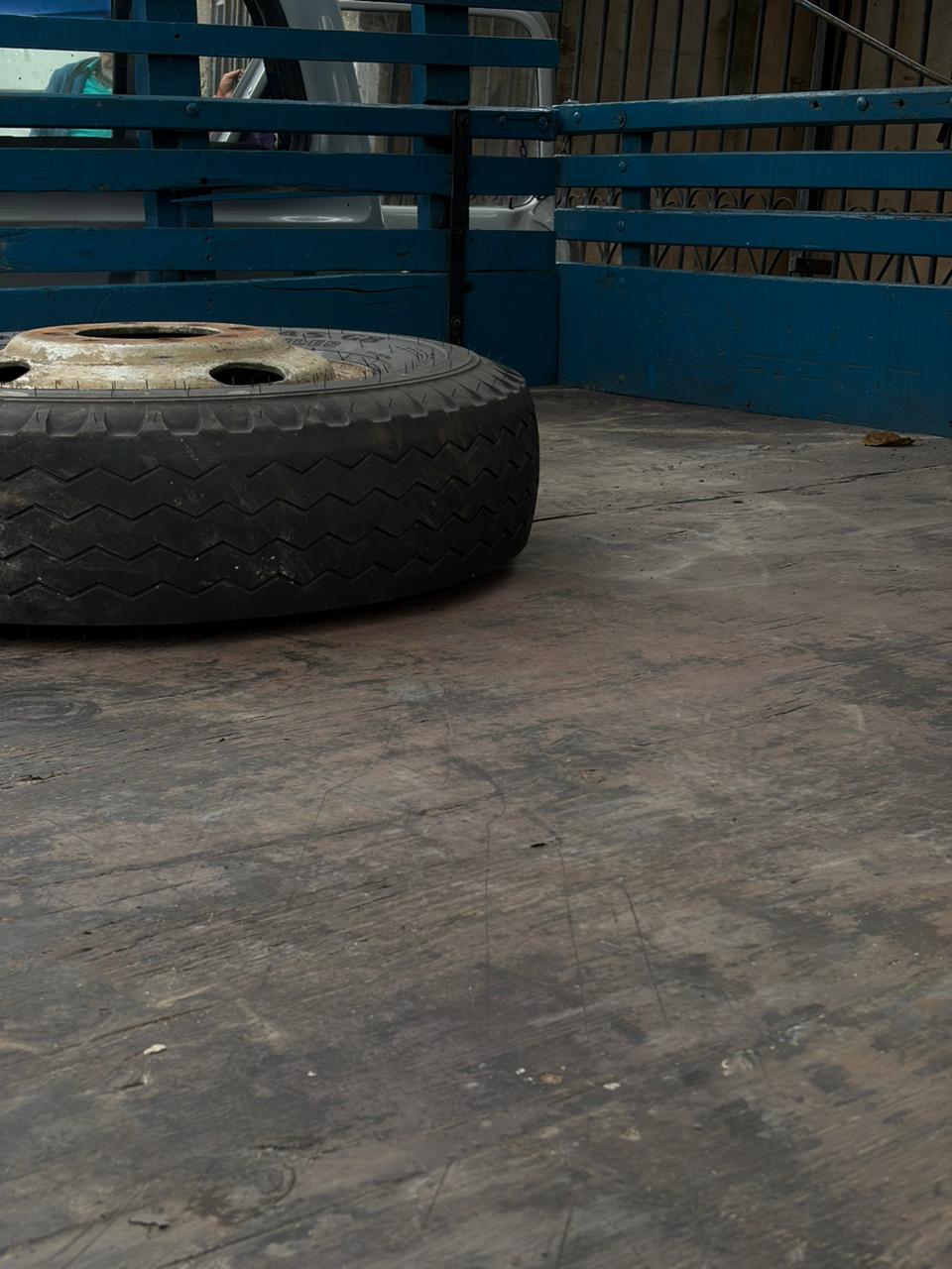 Lavagem Detalhada - Ford F4000