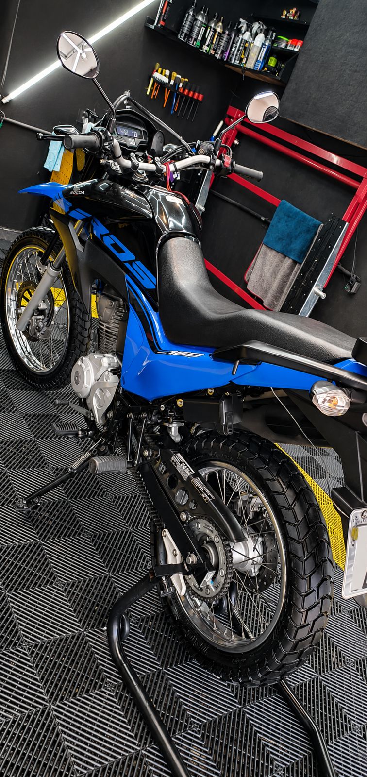 Lavagem Detalhada - Honda Bros