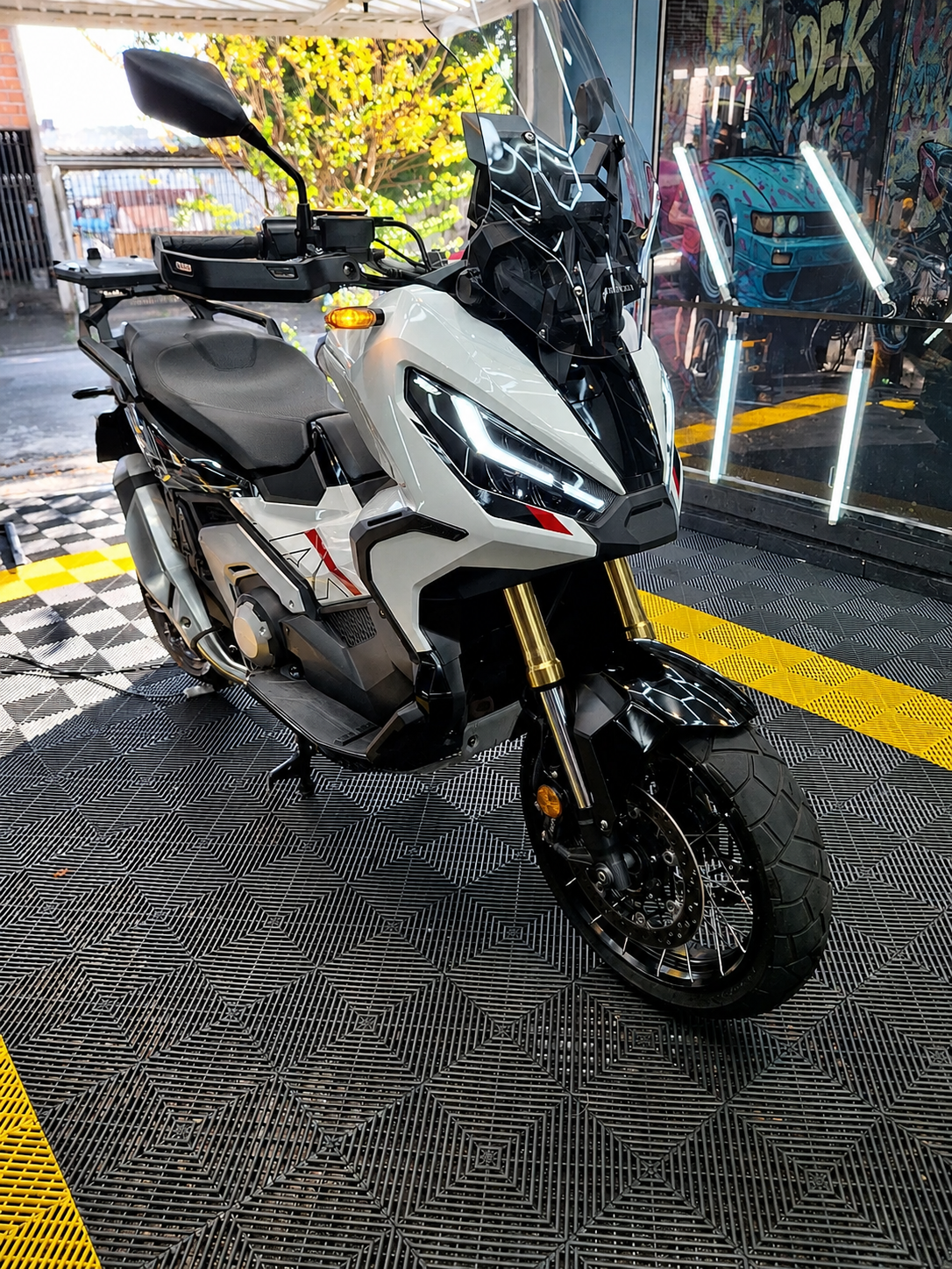 Lavagem Detalhada - Honda X-ADV 750