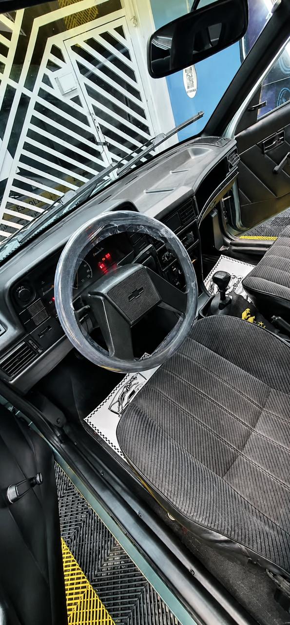 Higienização Interna - Chevrolet Kadett