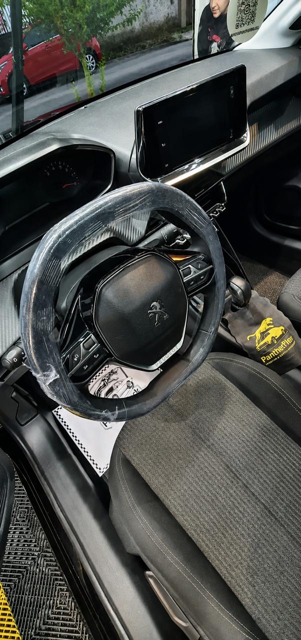 Higienização Interna - Peugeot 208